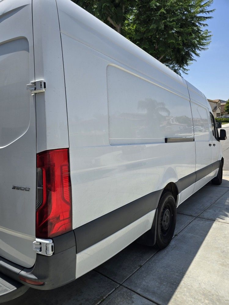 2021 Mercedes-Benz Sprinter