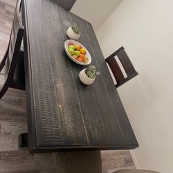 Must Go!!! Wood Dining Table with 4 Chairs