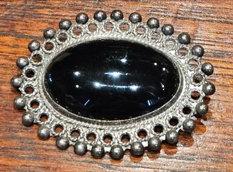 Vintage Mexican Sterling Silver Oval Black Onyx Brooch Pin