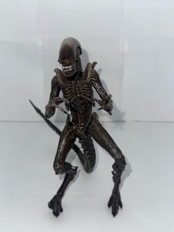Alien Posable Figurine