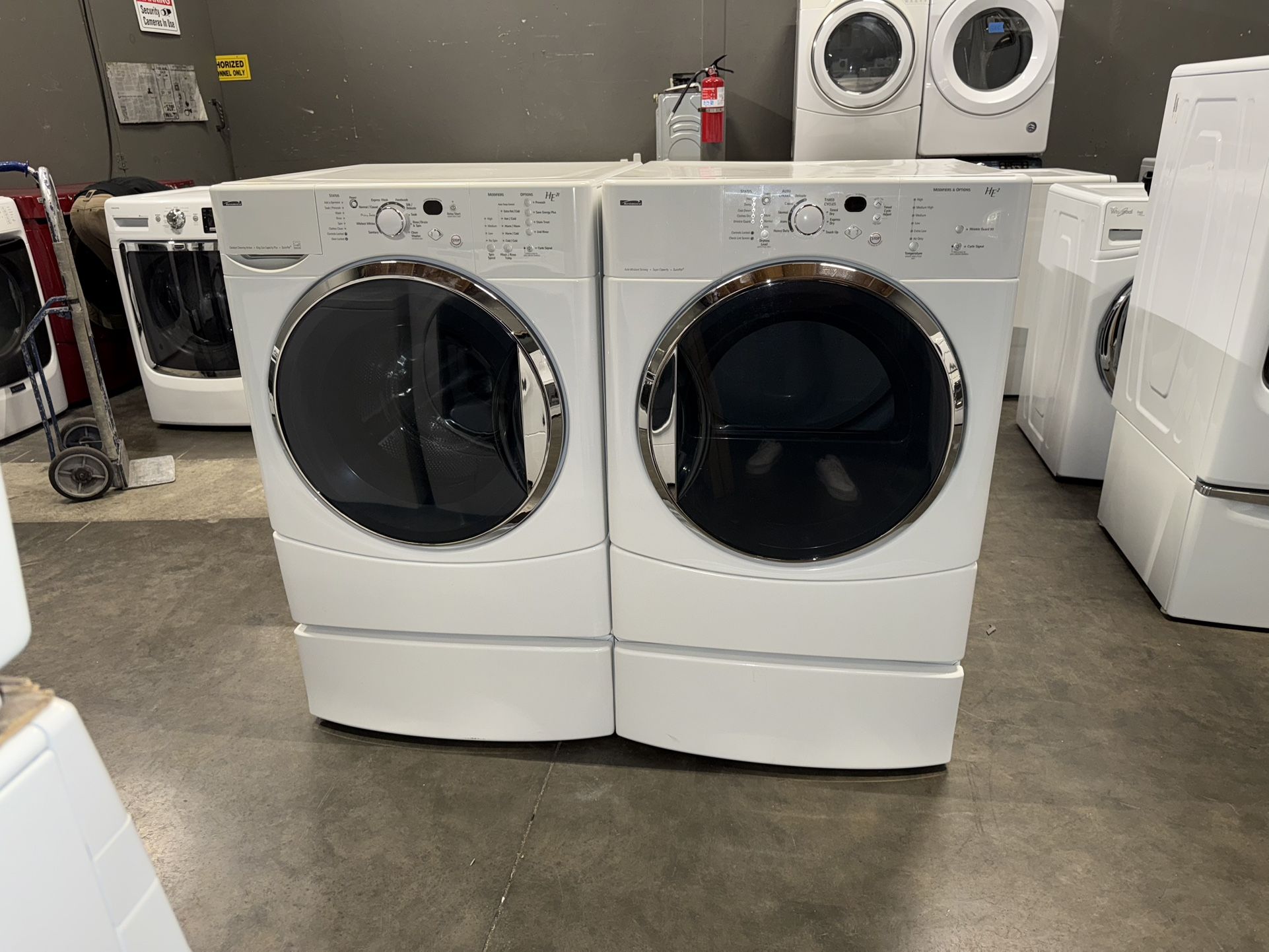 KENMORE LARGE CAPACITY WASHER DRYER ELECTRIC SET