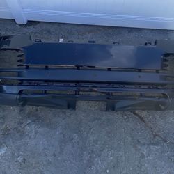 2018 2019 2020 2021 2022 LandRover RangeRover HSE Front Bumper Cover OEM JK52-17K945