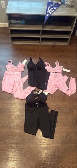Alo Yoga Activewear Sets Bundle