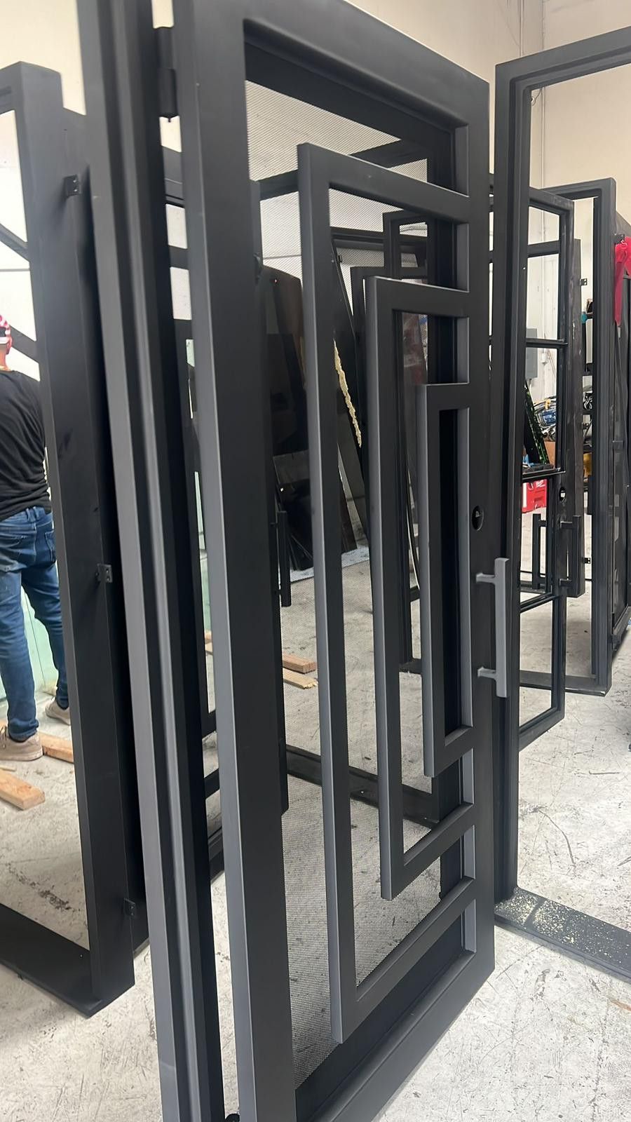 puerta de metal standard