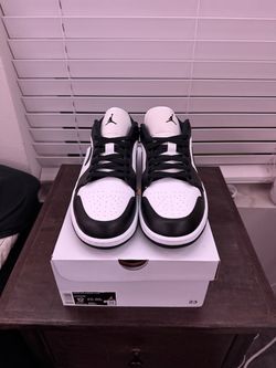 Jordan 1 Low Panda Size 12 Women