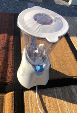 SMOOTHIE MAKER almost brand new