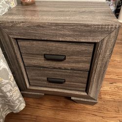 2 Side Table