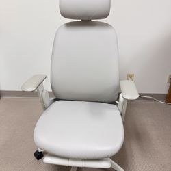 Desk Chair With Footrest