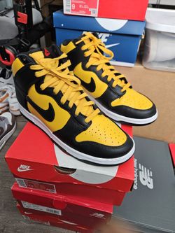 Nike Dunk Retro Size 9 Mens