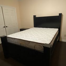6 Pc Shay Black Poster Bedroom Set for Sale in Houston TX OfferUp