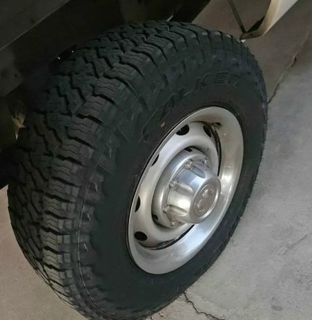 Dodge Ram 2500 Stock Rims and Tires