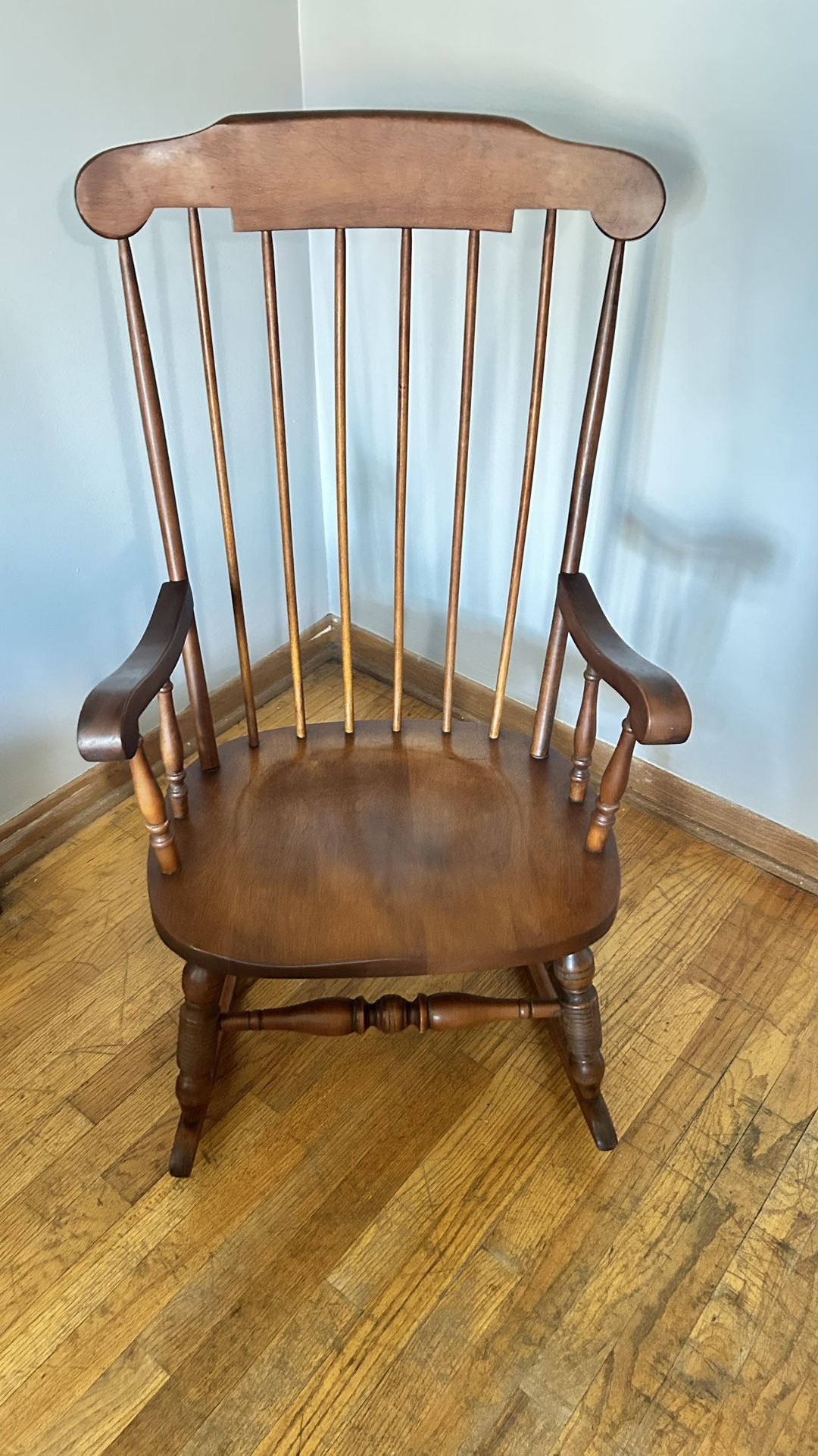 Vintage 1972 Kamman’s Windsor Spindle Back Rocking Chair