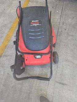 Black & Decker Electric Lawnmower