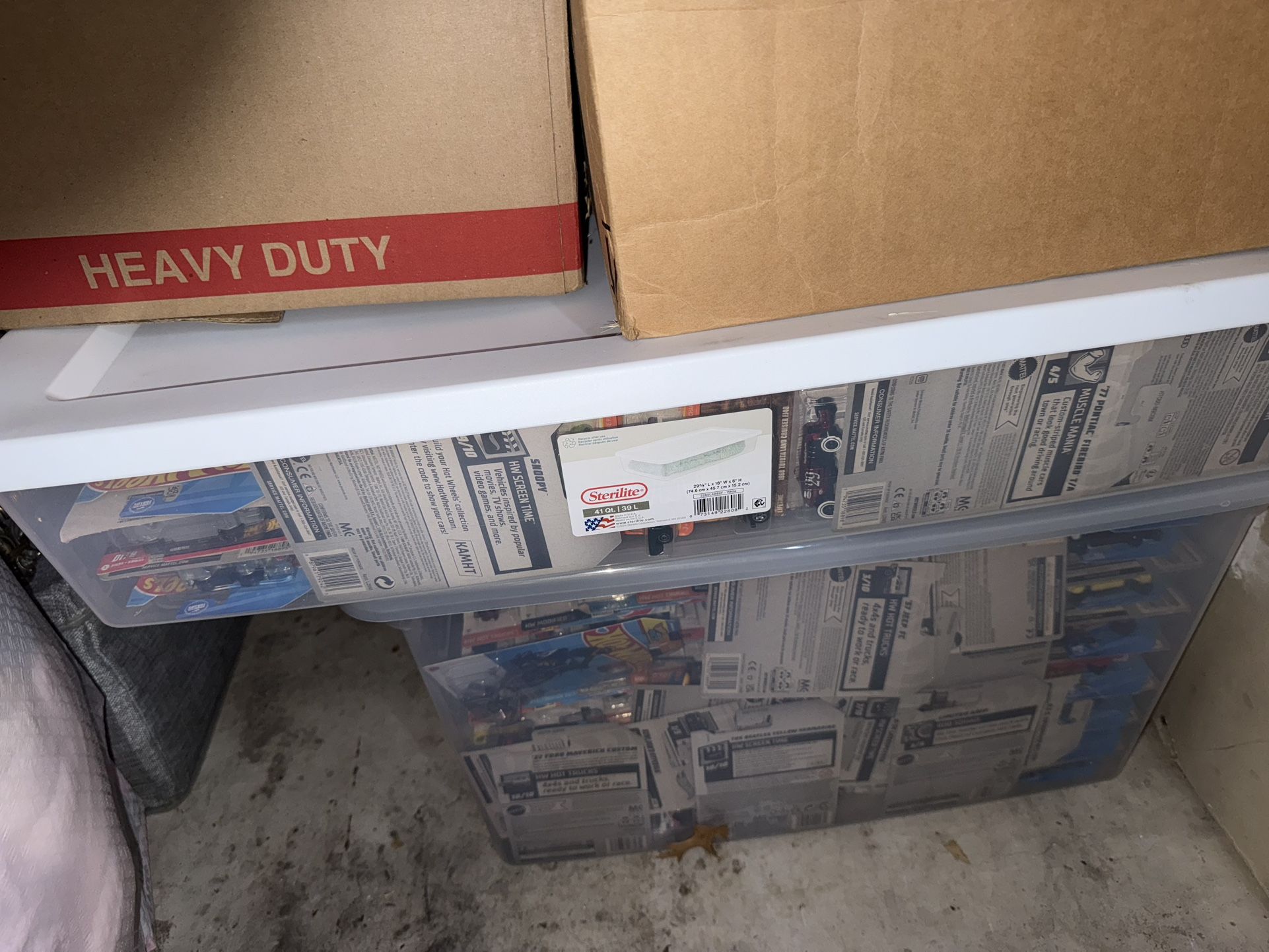 Hot Wheels Bins/box 