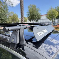 Yakima Q Tower Roof Rack 55” Loading Bars And Fork Mount Yakima Bike Rack