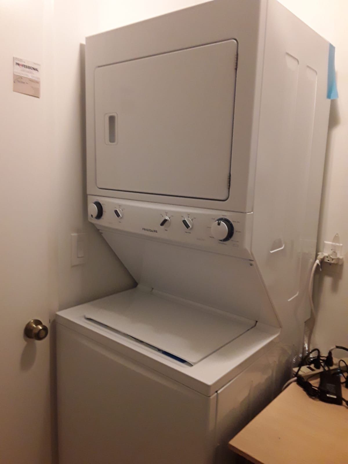 Frigidaire Stackable Washer/Dryer combo