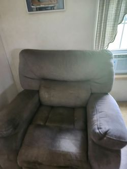 Oversized chair