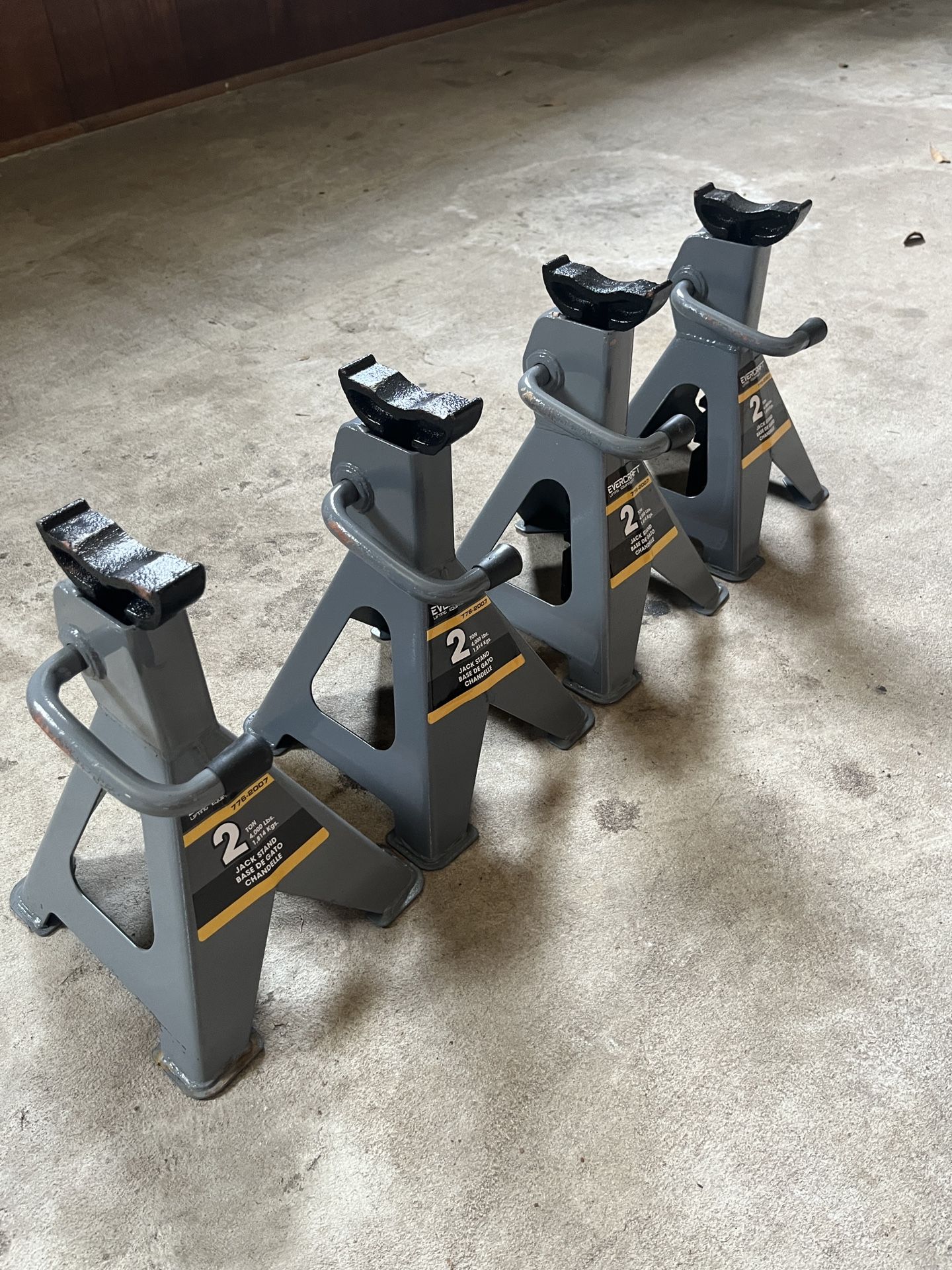 JACK STANDS (QTY 4) 2 TON EVERCRAFT (contact info removed) NAPA GRAY BLACK STEEL