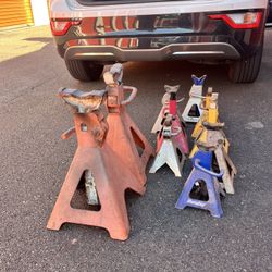 Car stands 