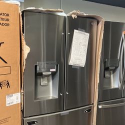 New Open Box Lg Full Size French Style Stainless Steel Refrigerator 