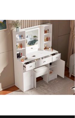 Brand new desk