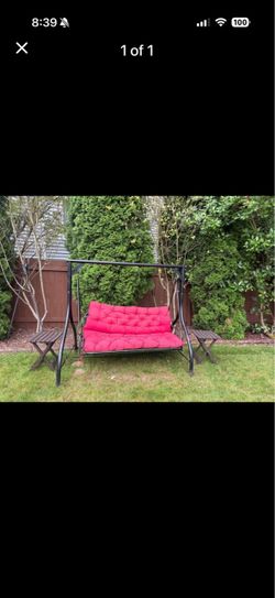 Back yard swing