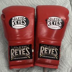 Cleto Reyes Boxing Gloves 