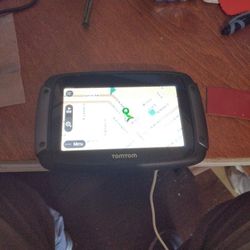 Tomtom GPS Rider 550 Works Great For Motorcycles 