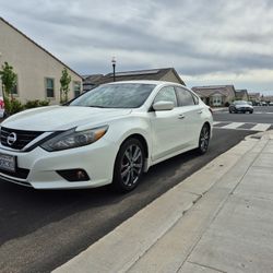 2018 Nissan Altima Sr