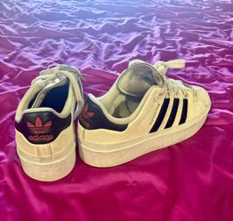 Adidas Sneakers