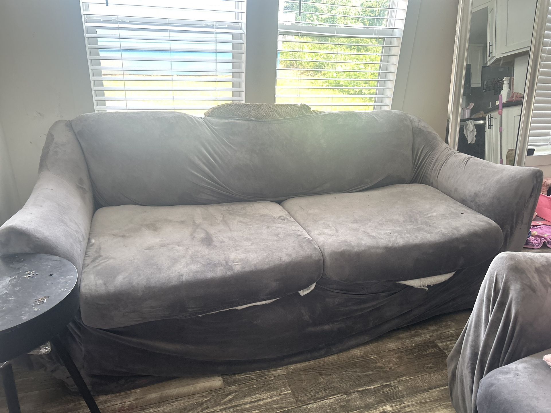 2-Piece Couch Set β Sofa + Loveseat β Used Condition