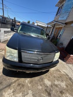 2005 Cadillac Escalade
