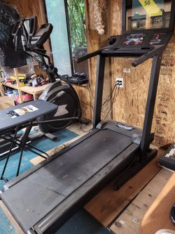 Smooth Fitness Treadmill