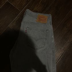 Men Levi jeans