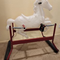 Riding Horse.
Made In USA.
All pieces are original and excellent condition.
Dimensions:
29" x 22" x 7".
