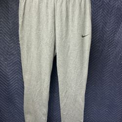 Nike Therma Fit Men’s Tapered Fitness Sweatpants Joggers Grey Size 4XL