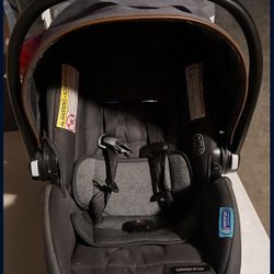Graco Car seat 