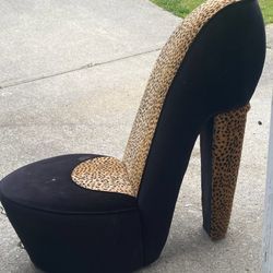 Shoe Chair