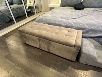 Tufted Grey Storage Bench – End of Bed Ottoman / Toy Chest