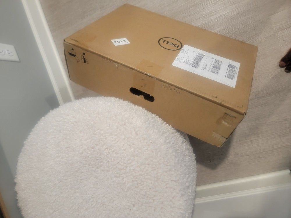 Dell Monitor P2222H BRAND NEW