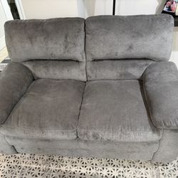 Loveseat & Couch
