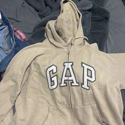 GAP sweater  XL