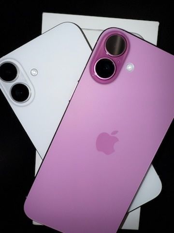 New Unlock iPhone 16 Plus 128GB No Credit Needed Only $85 Down Payment Today!! Only At Phone Hub Fall River