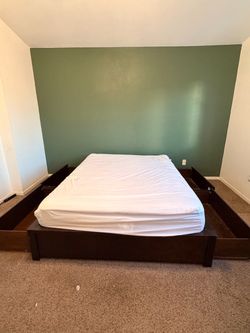 Queen Bed/ Platform Bed Frame with Storage Drawers