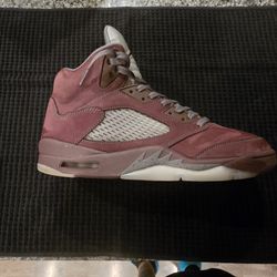 Jordan 5 Burgundy 