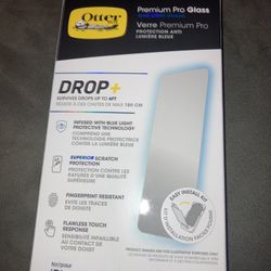 iPhone 15 Otter box Premium Pro Screen W/Blue light Guard