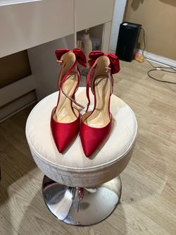 Red bow heels 7