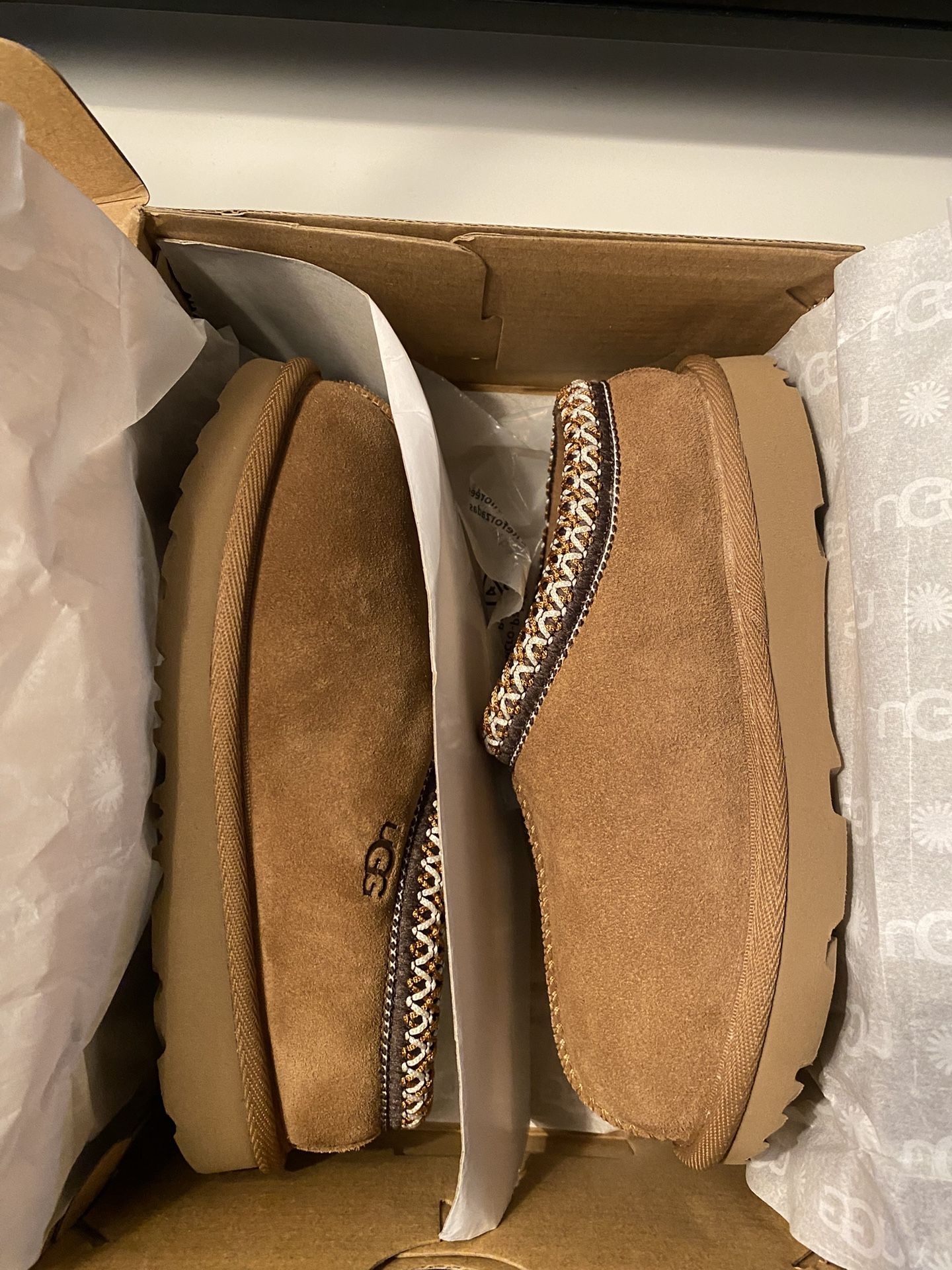 UGG Tasman 12C DS