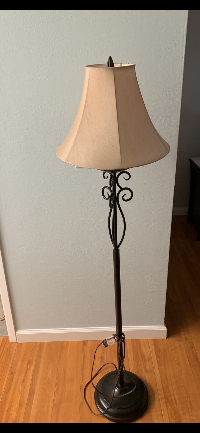 Floor lamp new