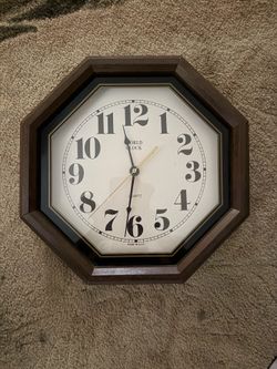 Antique style world clock battery operated with battery